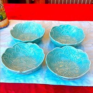 Set of Four Turquoise Leaf Pattern Bowls , vintage Vietri 7707